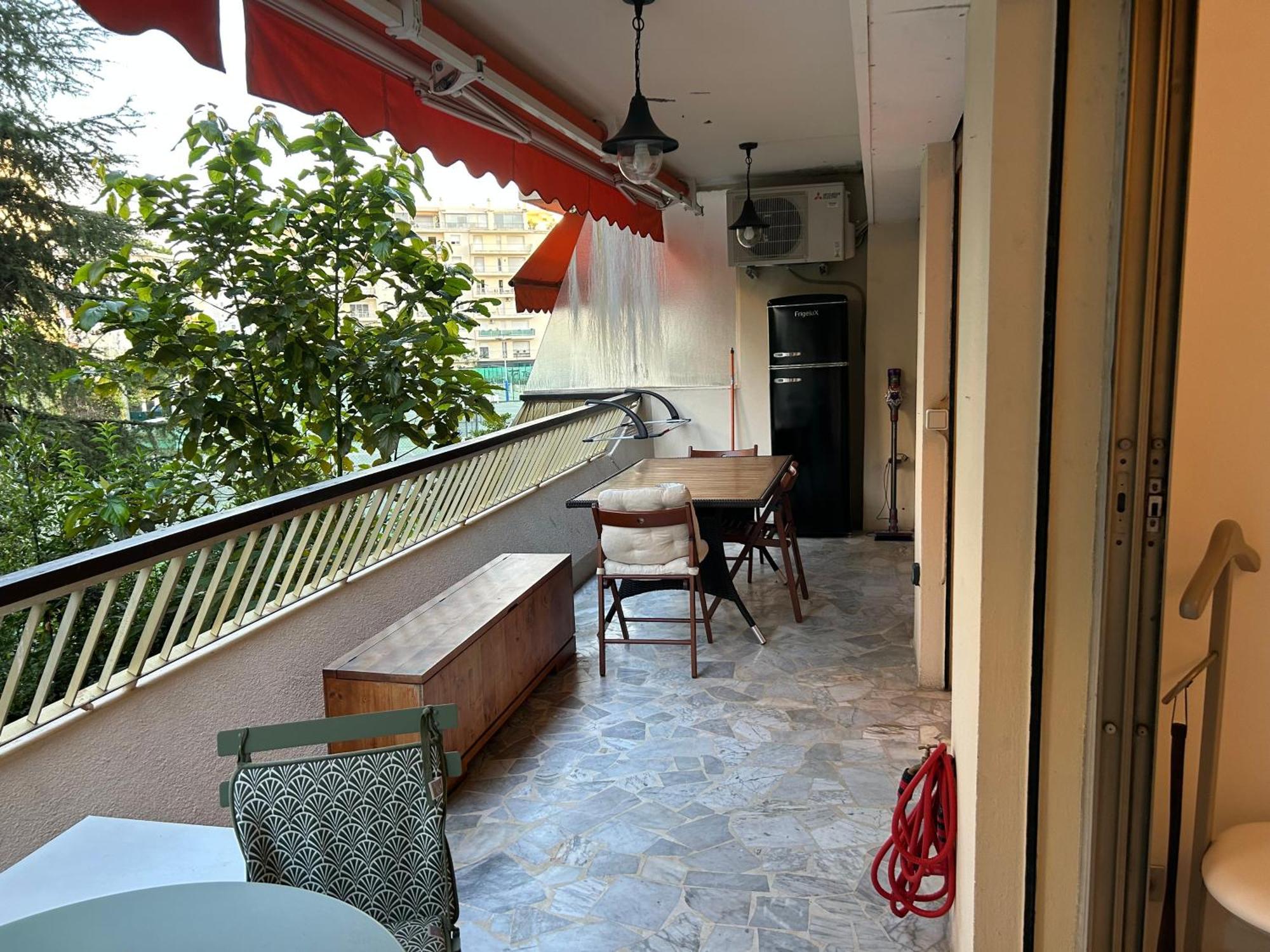 Appartement T2 Bord De Mer Cannes Esterno foto